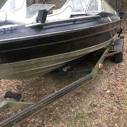 Boat For Sale 3.0 Mercruiser 