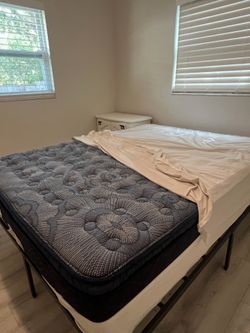 Queen Mattress + Steel Frame
