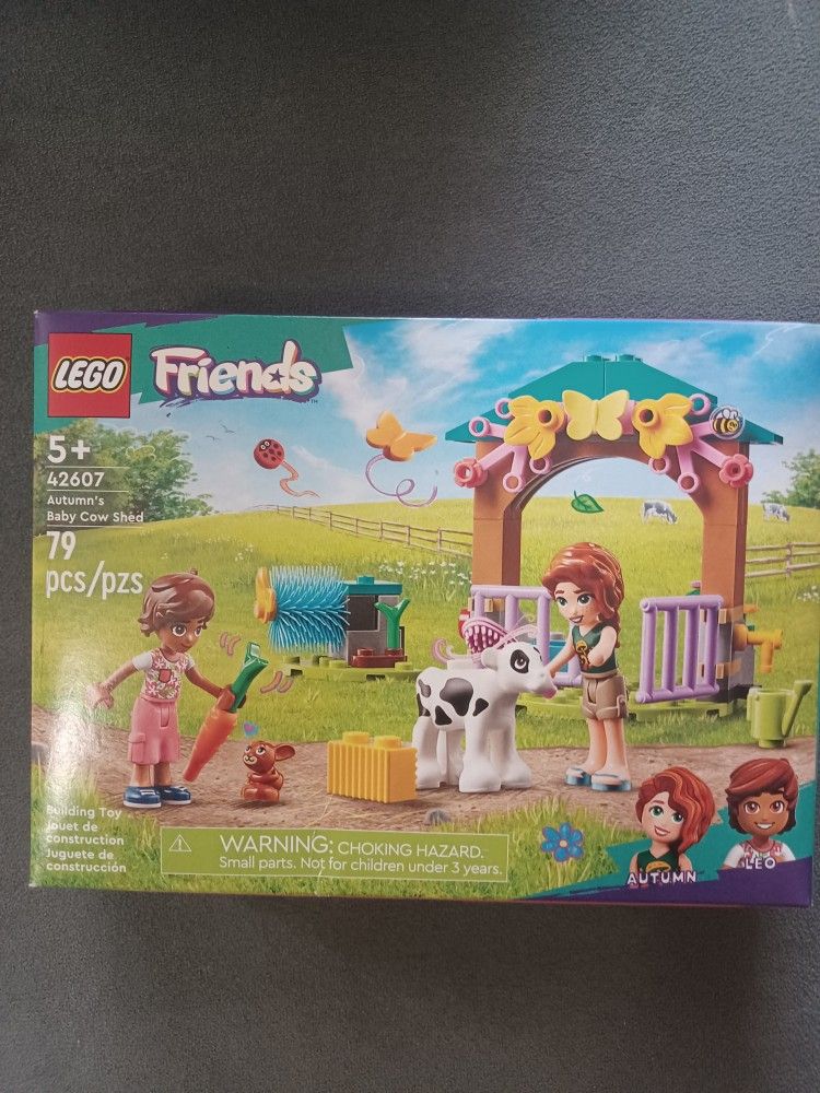 Lego Friends Autumn Baby Cow Stand (SEALED)