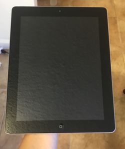 iPad 3 16gb - barely ever used! -LIKE NEW!