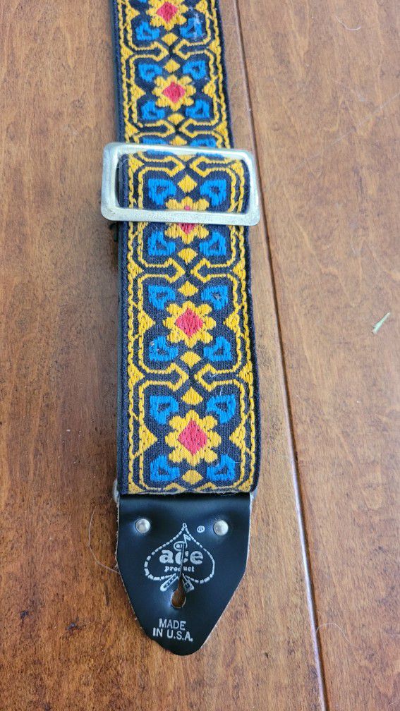 Ace Guitar Strap 1960’s Made in USA 🇺🇸- Authentic Strap in Amazing Condition!

