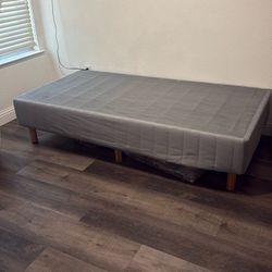 Twin Bed Frame/boxspring