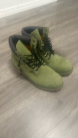 Timberland Mens Bots 10.5.  9.5 Conditions