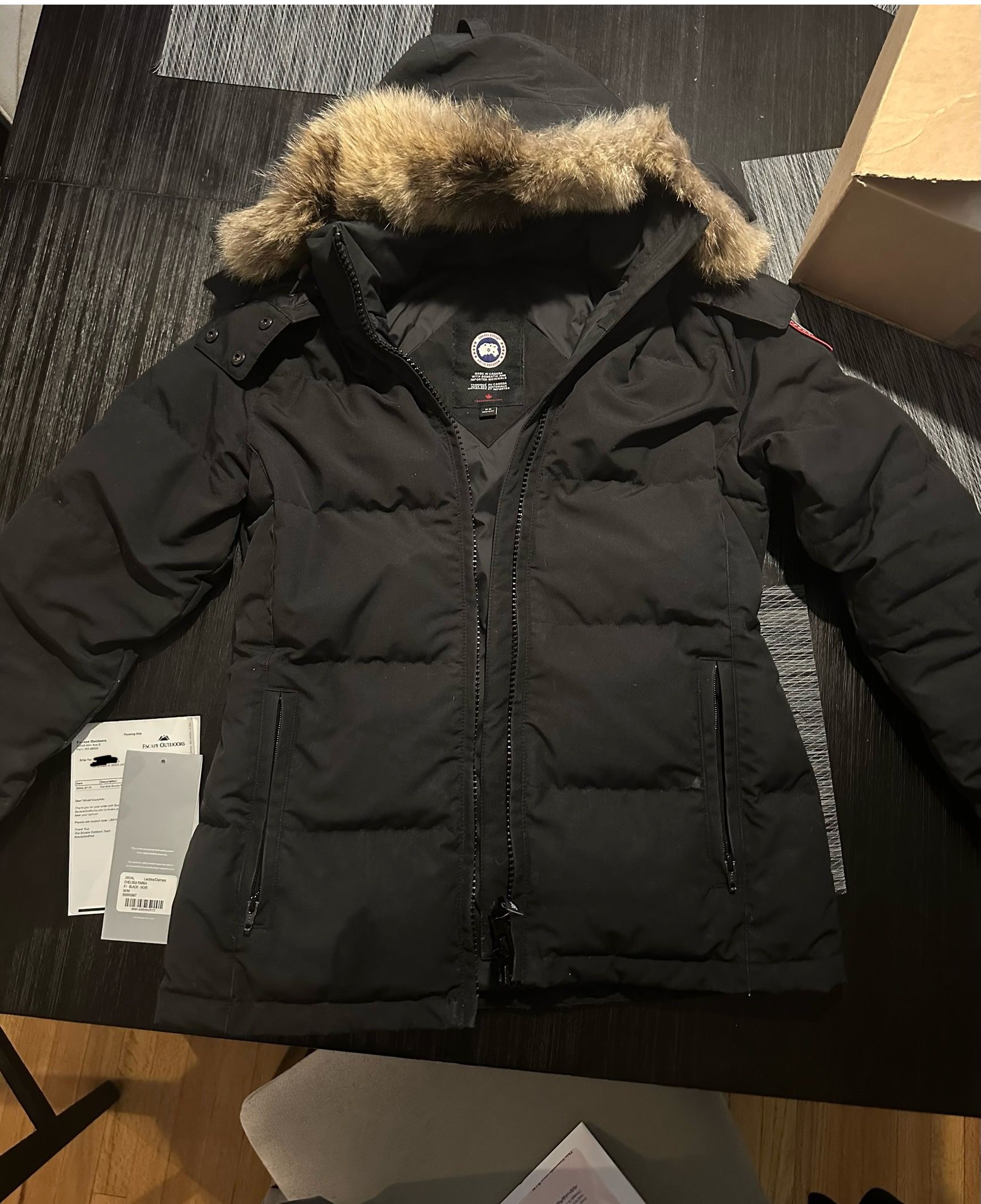 Canada Goose Women’s Jacket Size Medium