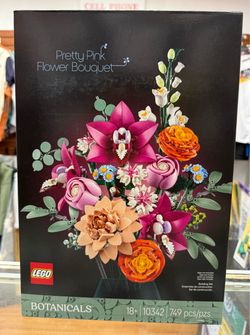 LEGO Botanicals Pretty Pink Flower Bouquet 10342 Building Set 749 Pieces NEW SEALED