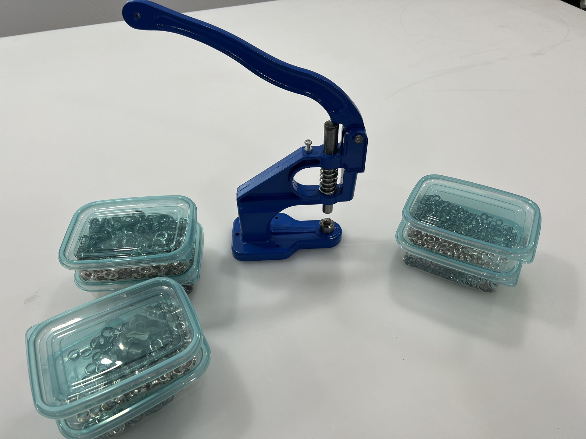 Grommet Press With Grommets for Sale in Columbia Station, OH OfferUp