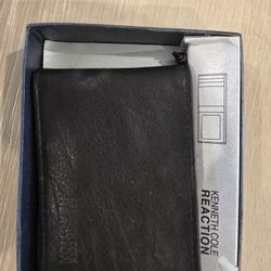 Kenneth Cole Reaction Wallet 