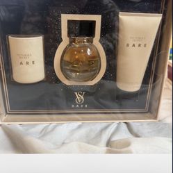 victoria’s Secret Bare perfume Gift Set