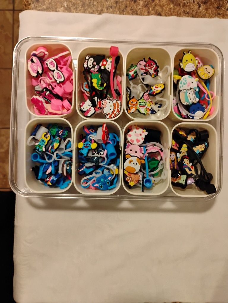straw toppers $ 2 each