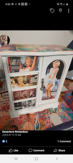Marilyn Monroe jewelry box