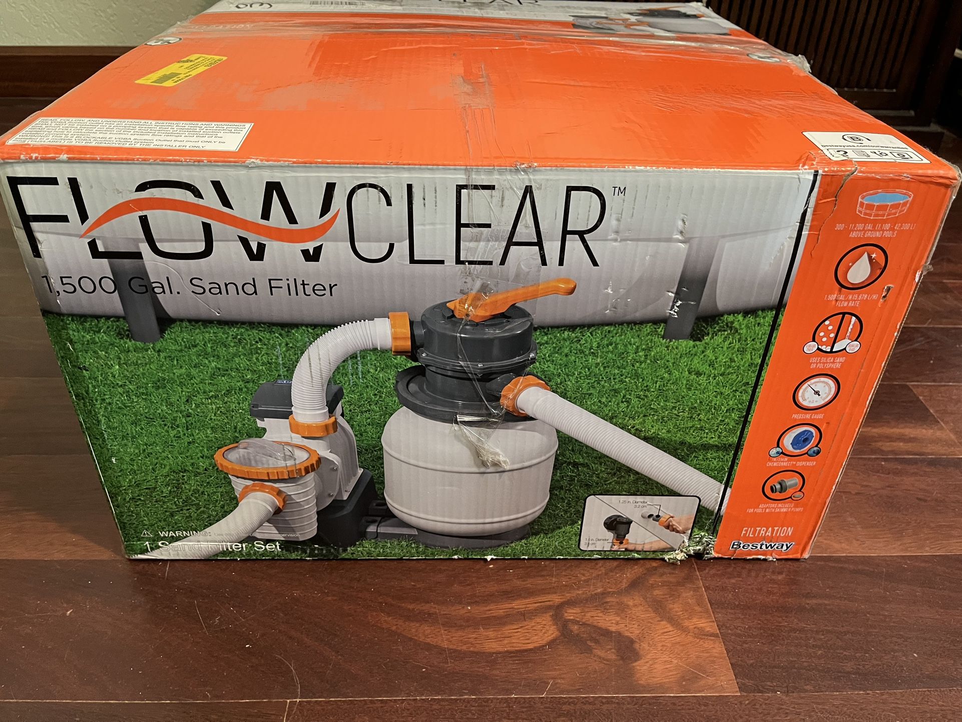 Bestway Flowclear 1500 Gallon Sand Filter Pool Pump with Adapter