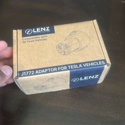 Adaptar For Tesla