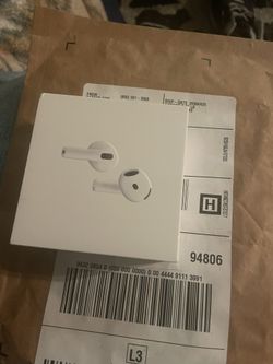 Airpod 4th gen With Active Noise Cancellation $165