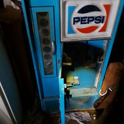 Vintage Pepsi Machine