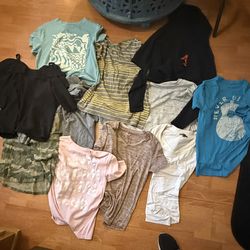 Mixed Lot of Women's Clothing