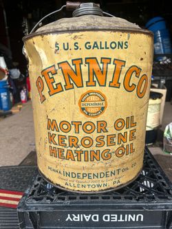 Antique collectible oil cans