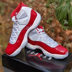 Jordan 11 Cherry
