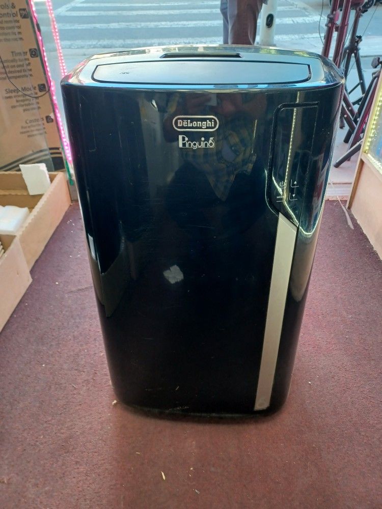 14000btu Portable Ac By Delonghi Ac/ Over 750 Square Footage