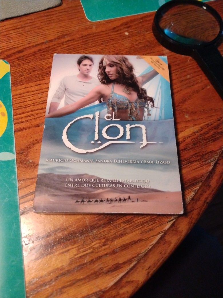 2010 El Clon DVD