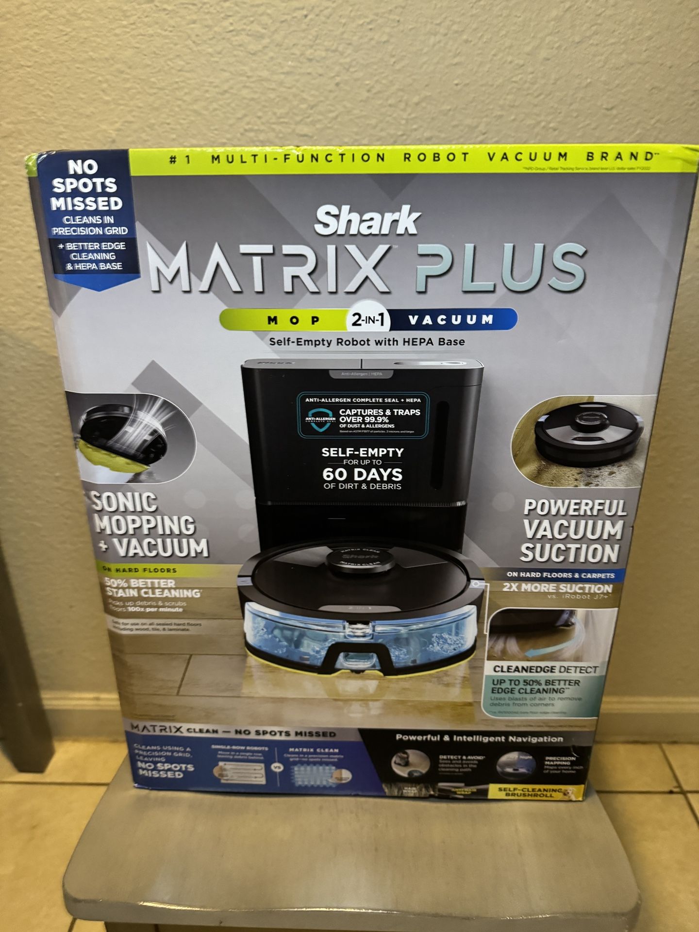 Shark 2 N 1 Self Empty Vacuum/Mop