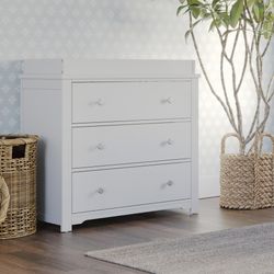 Children's changing table / 3-drawer dresser