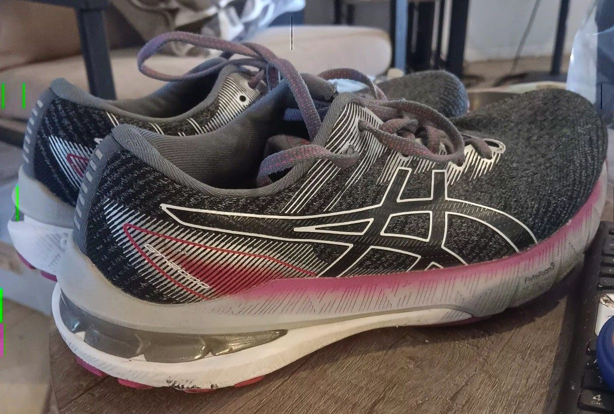 ladies asics running shoes 8.5 wide
