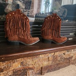 Boots for girl