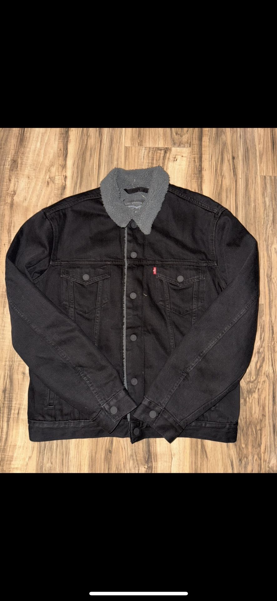 New Men’s Size Medium Levi’s Sherpa Jacket 