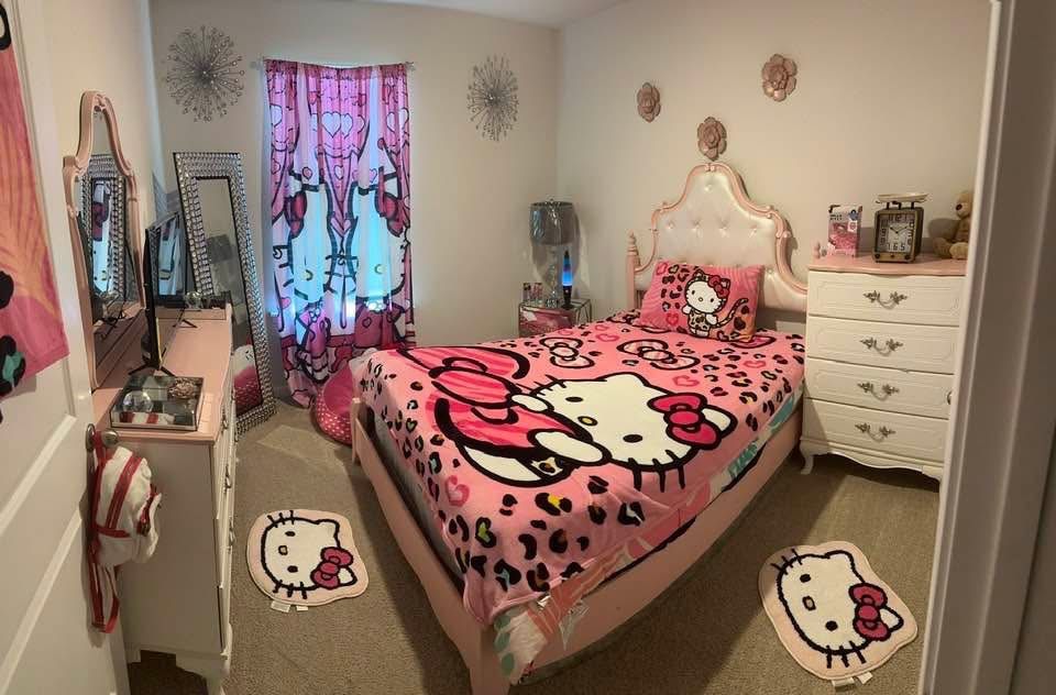Pink and White Full Size Bedroom Set