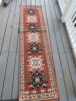 Geometric Medallion Wool Runner Rug