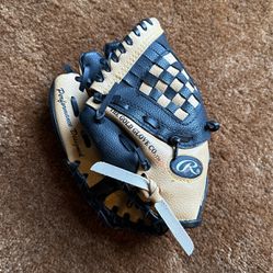 9” Baseball Glove Rawlings