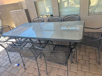8 Person Patio Table
