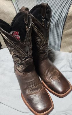 Mens size 8.5 boots $150