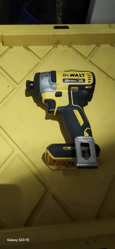 Dewalt
