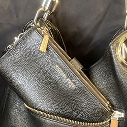 MK Black Pebble Purse With Wallet