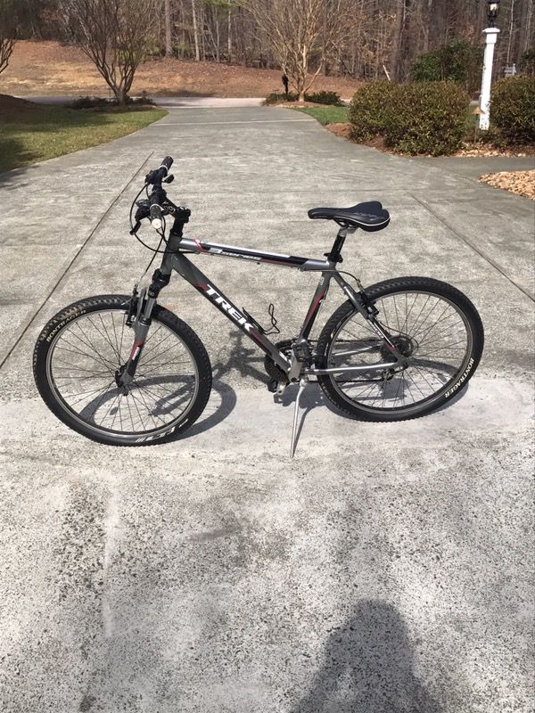Trek Bicycle 19.5" 3 series 3500 onyx