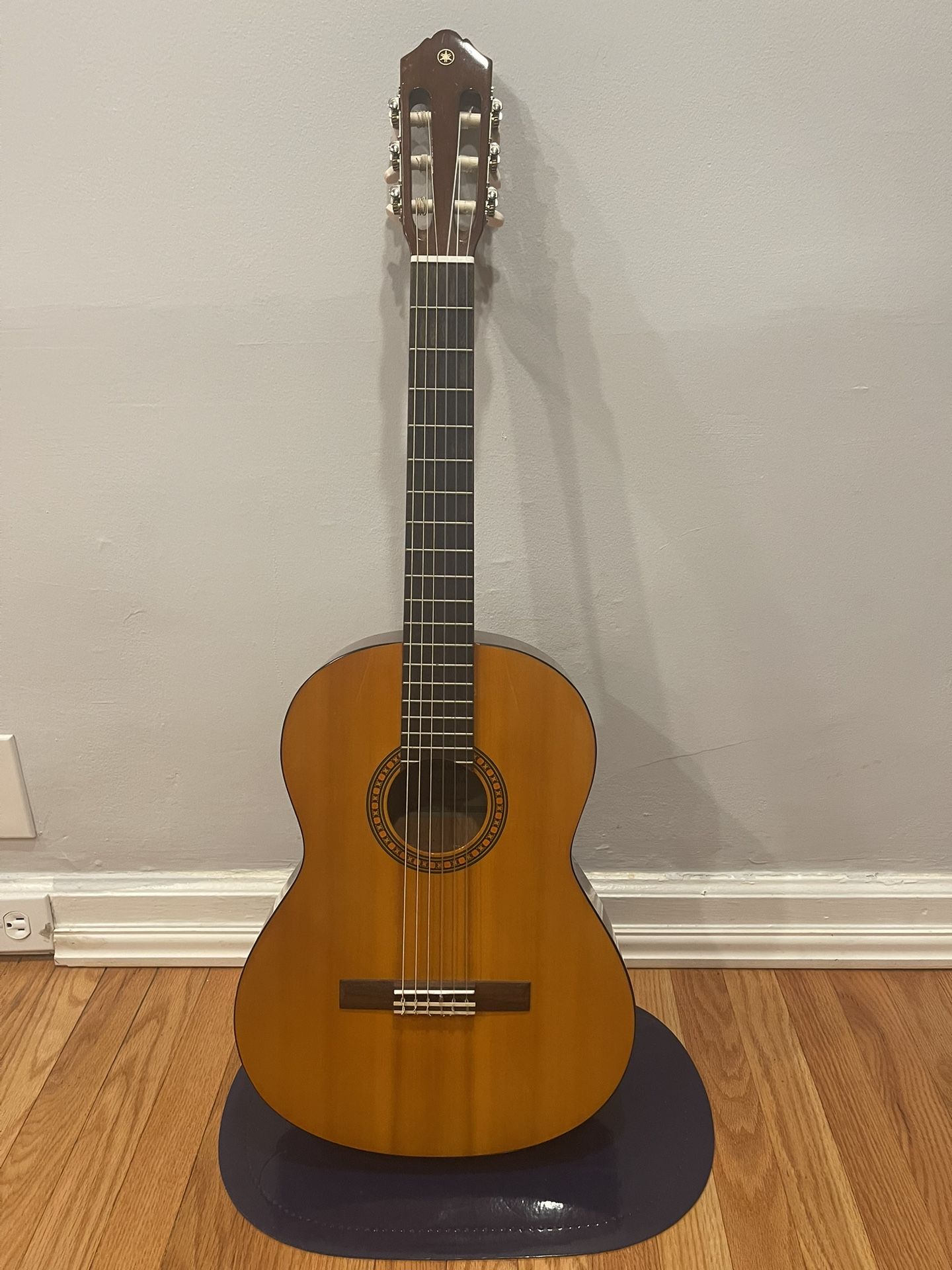 Yamaha Acoustic Guitar 3/4