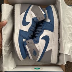 Air Jordan 1 “True Blue”