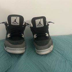 Jordan 4 FEAR
