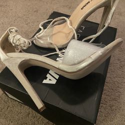 Woman’s Beige Heels