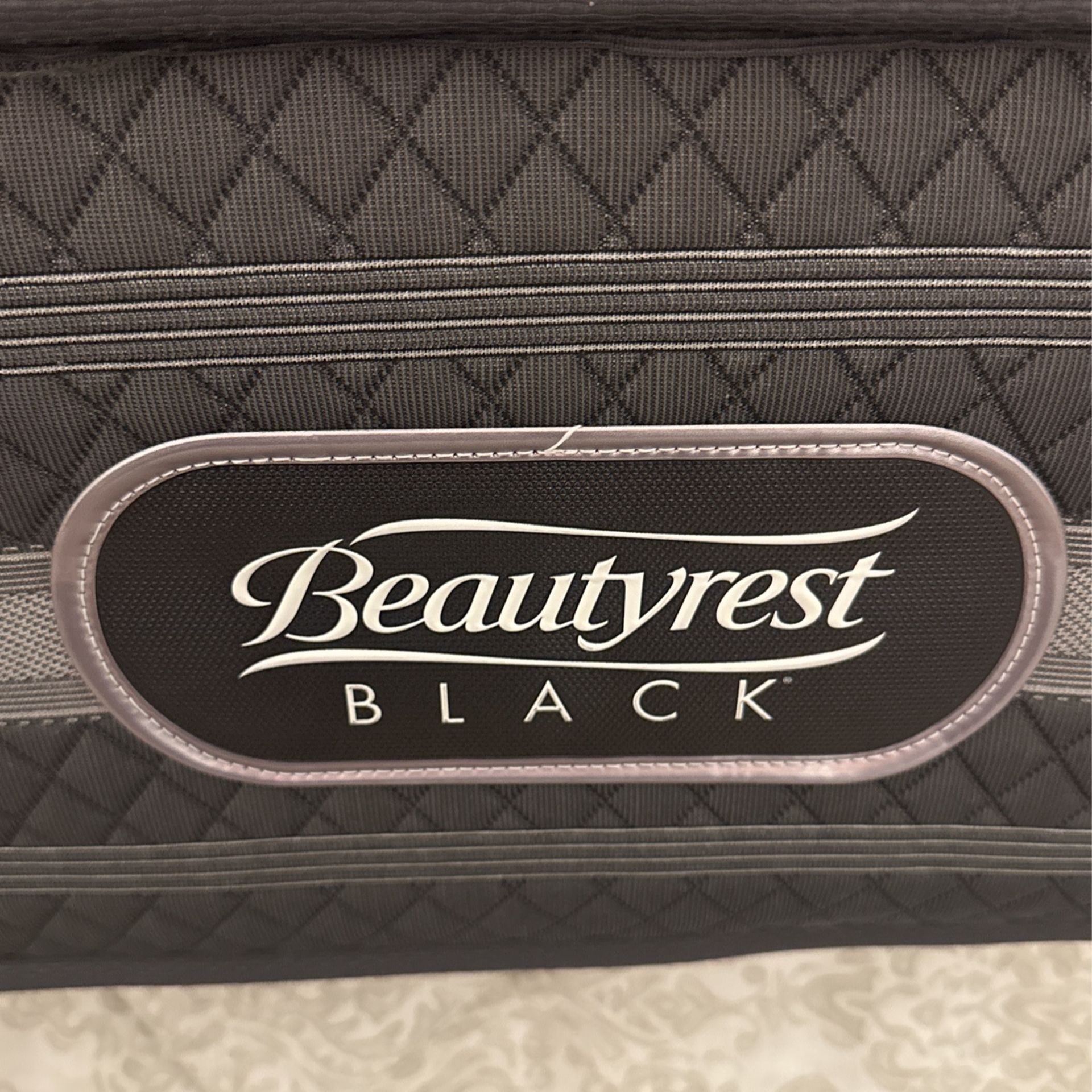 King Beautyrest Black Natasha, Plush Pillow Top