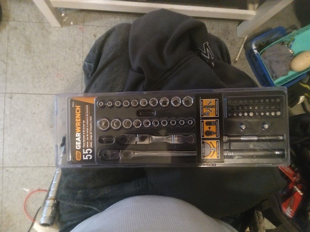55 Piece Gear Wrench Set 