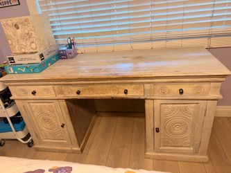 Used desk
