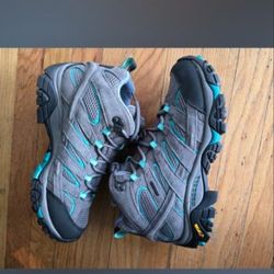 Merrell Hiking Boots, 7.5, New