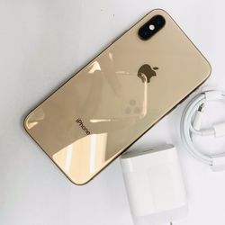 IPhone X (64 gb) unlocked with store warranty 