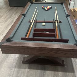 “Luxury Pool Table - Perfect Condition, Includes Accessories