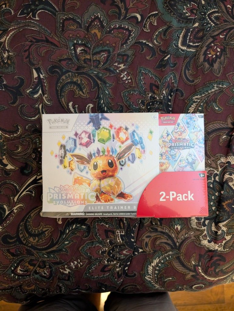 Prismatic Evolutions Bundle