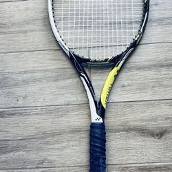 2 Tennis Racquets Price Reduced 