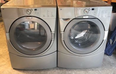 Whirlpool Duet Washer & Dryer