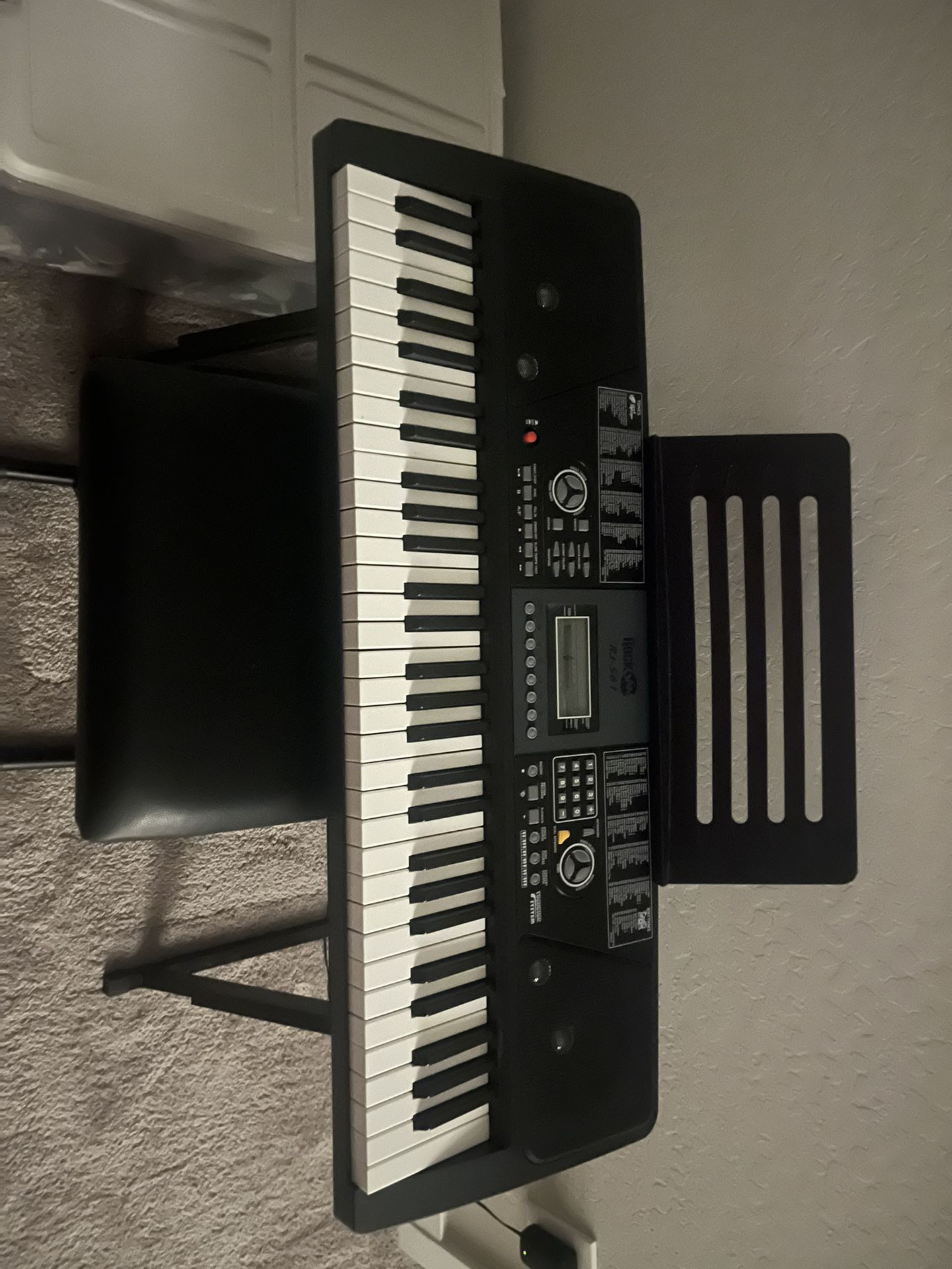 Electronic Keyboard